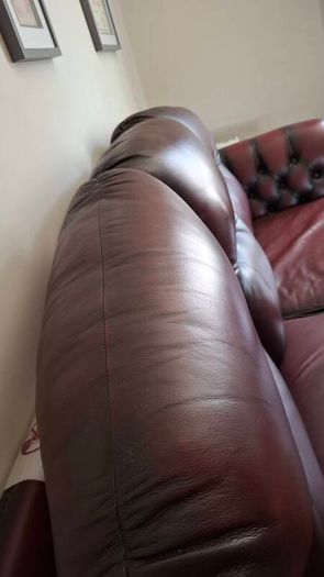 Leather Chesterfield 3 piece suite ( 3-2-1 with sprung pullout bed)