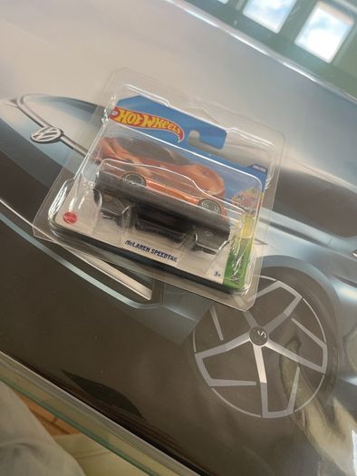Hot wheels Super Treasure Hunt McLaren Speedtail STH