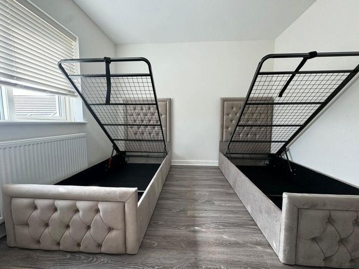 Single beds With Opt Storage