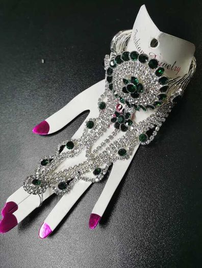 Bracelet