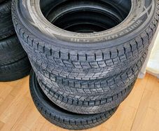 Set of 4 Dunlop Winter Maxx SJ8 - Winter Tyres 215/65 R17