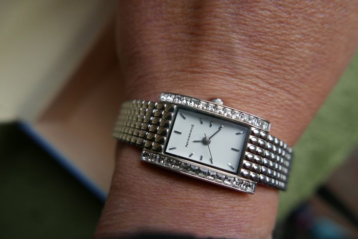 Newbridge Silverware Ladies Bracelet Watch never used in Original Box