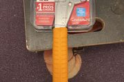 hammer tacker