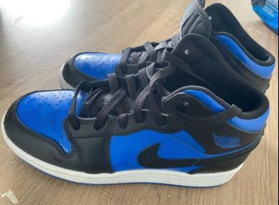 Kids Jordan Trainers