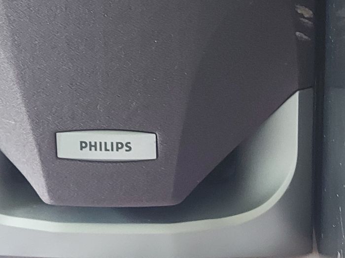 Mitsubishi Music Centre, Model DA-60R, Radio, CD, Tape, Phono, Aux, 2 Philips speakers included, in good condition for its age