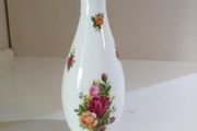 STEM VASE 18cm / 7" Royal Albert Old Country Roses Bone China