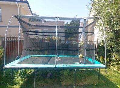 trampoline