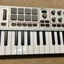 Akai MPK Mini MK4 (Grey) Image 7