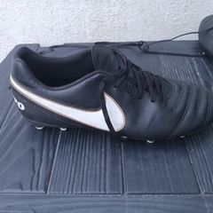 Nike Tiempo