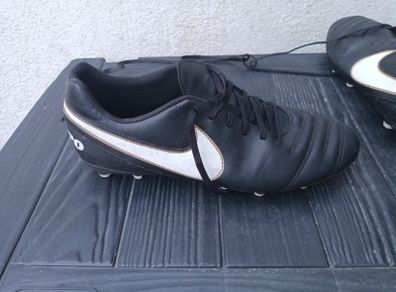Nike Tiempo
