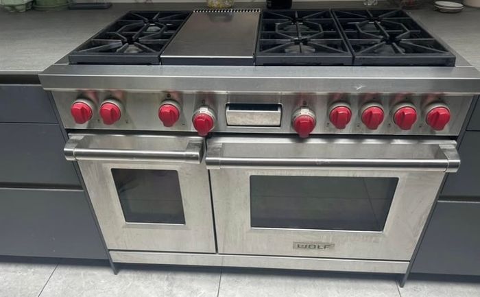 Wolf Range cooker