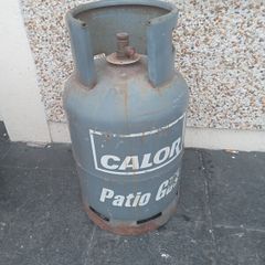Patio gas bottle (full)