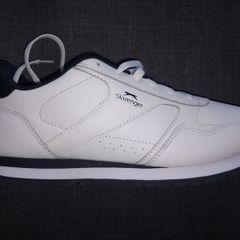 Selling Slazenger men's trainer's for 20 euro