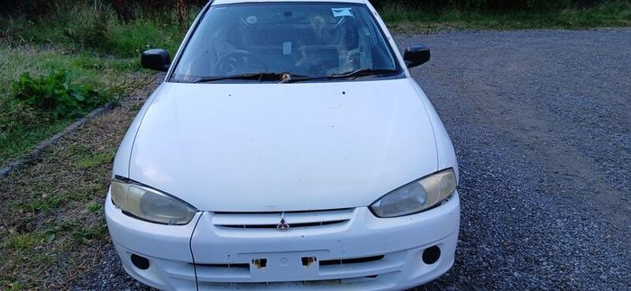 mitsubishi colt