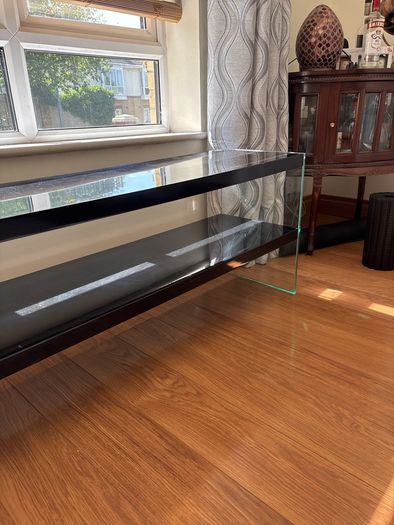 Glass tv unit