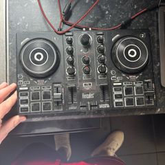 hercules dj control impulse 200