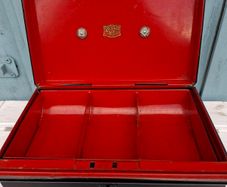 Vintage Cash Box