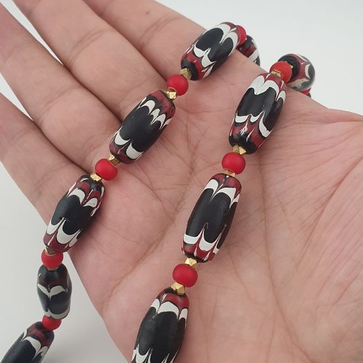 Antique Venetian Style Black Trade & Red Venetian Whiteheart Glass Beads Necklace