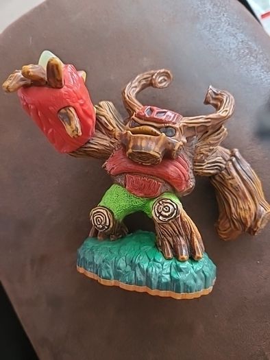 SKYLANDERS   Postage Available