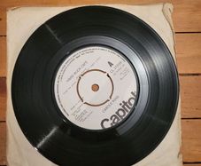 Carole King Hard Rock Cafe 7 inch