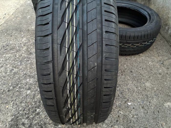 2355517 uniroyal