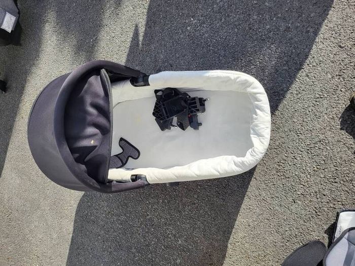 baby jogger pram