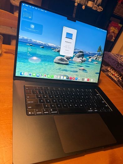 Macbook Air 2025 M4 15"