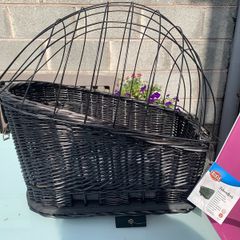 Rear bicycle basket (pet carrier)