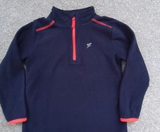 boy's fleece jumper/top. Age 4/5
