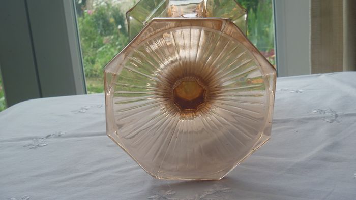Art decco Vase circa 1930