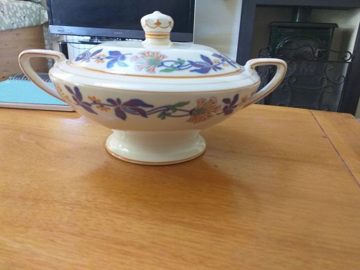 Art deco Newport pottery Burslem tureen