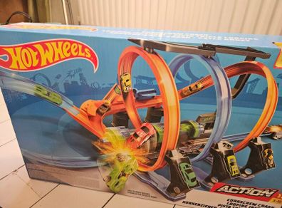 Hot Wheels Corkscrew Crash.  Triple loop. As new.