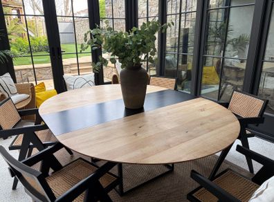 DK3 Jewel dining table with leaf extension OAK solid wood
