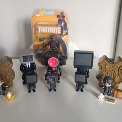collectible figures