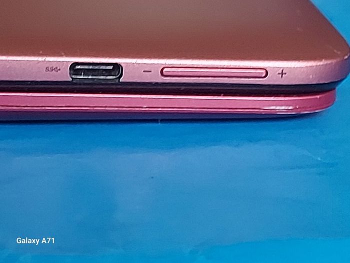 ASUS Tablet and Keyboard Dock, Model T100H, not powering on, for parts or repair