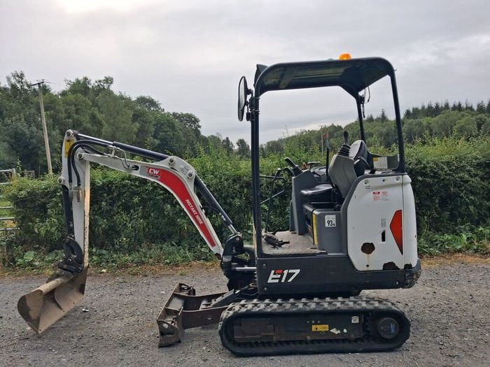 Bobcat E17