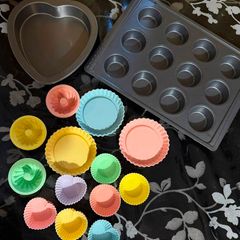 Cake Tins & Baking Moulds