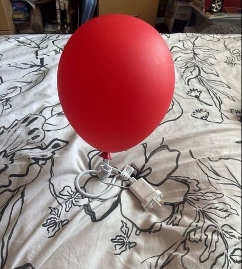 Pennywise Red Balloon Lamp