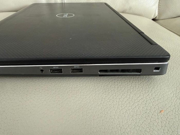 Dell Precision 7530 I7/16gb/256ssd/nvidia/win11