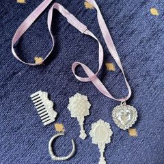 Doll comb / mirror / necklace and toy heart locket