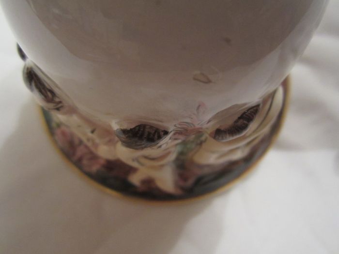 R.Capodimonte  bell