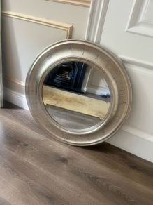 Round Gold Mirror