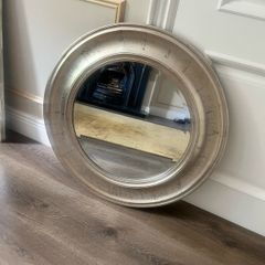 Round Gold Mirror