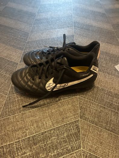 football size 3.5