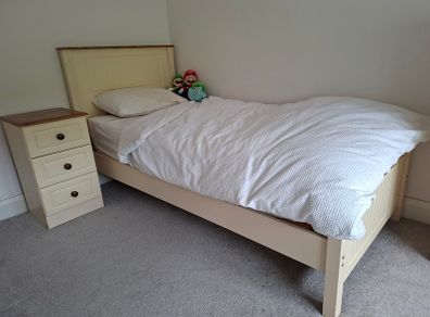Single Bed with Mattress
