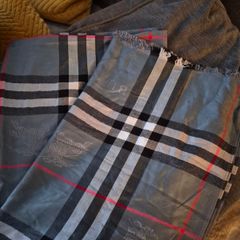 Burberry Scarf Womens