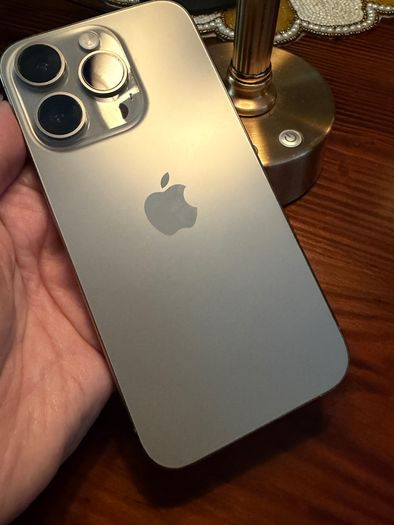 Apple iPhone 15 Pro 128GB Natural Titanium Unlocked