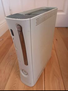 Broken Xbox 360 for parts