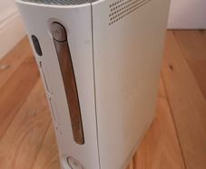 Broken Xbox 360 for parts