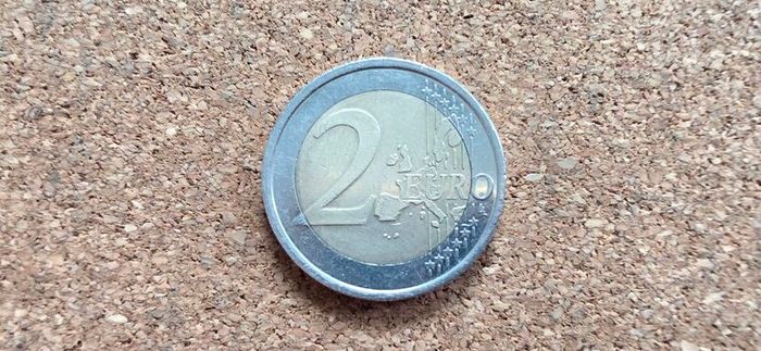 2 euro coin